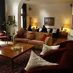 Le Palace Hotel 3*