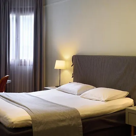Le Palace 3*