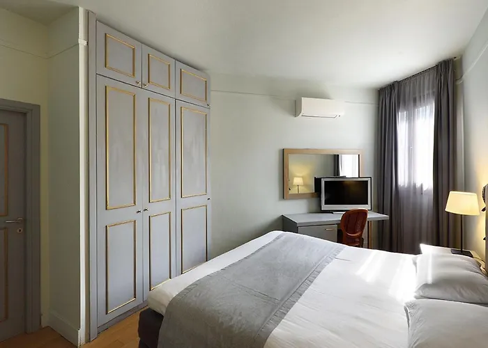 Le Palace 3*