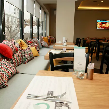 Le Palace 호텔