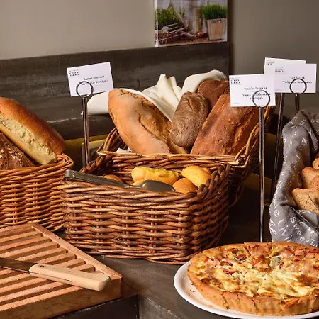 Le Palace 3* 테살로니키